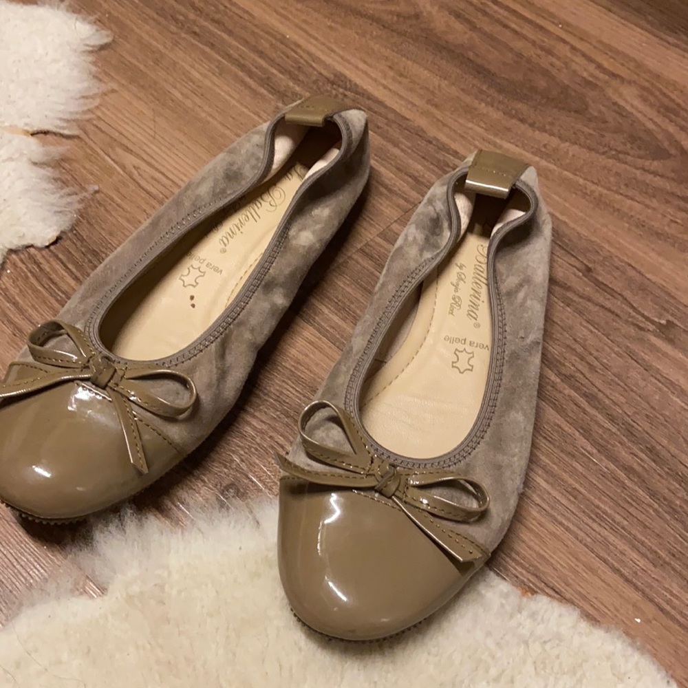 Ballet flats